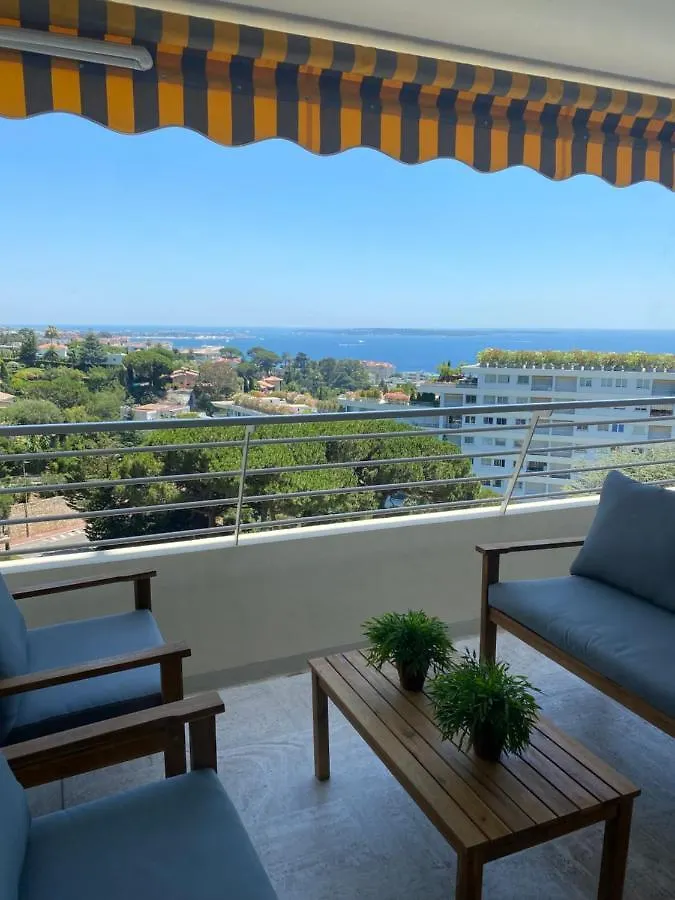 Cannes Vue Mer
