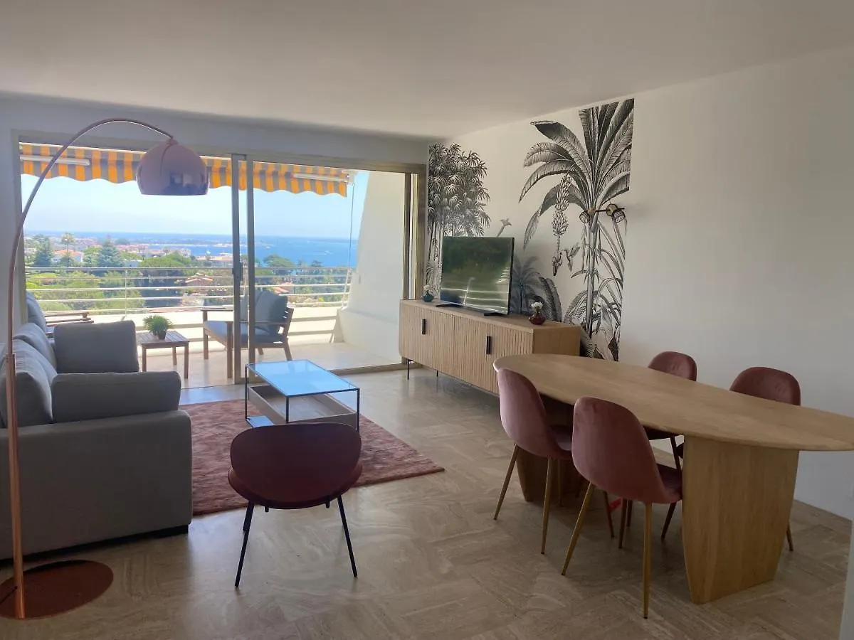 Cannes Vue Mer Apartment